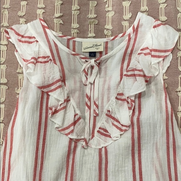 White tank top - Picture 3 of 3